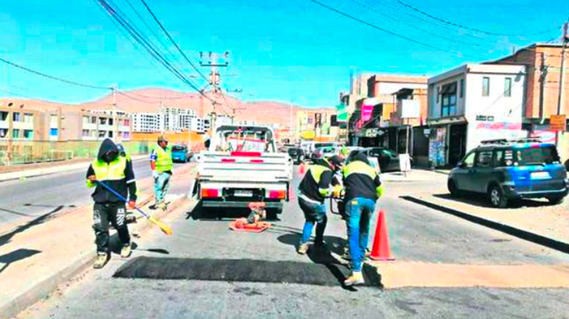 Instalan “lomos de toro” en diversas calles de Alto Hospicio