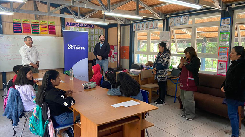 Escuela rural de San Juan de la Costa ganó competencia de eficiencia energética