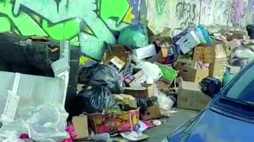 Ofician a seremi de Salud y Municipalidad de Antofagasta para dar solución a la acumulación de basura alrededor de la Vega Central Ofician a seremi de Salud y Municipalidad de Antofagasta para dar solución a la acumulación de basura alrededor de la Vega Central