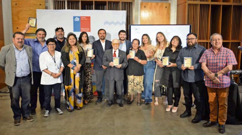 Reconocimientos Regionales premió a seis categorías culturales de Ñuble Reconocimientos Regionales premió a seis categorías culturales de Ñuble