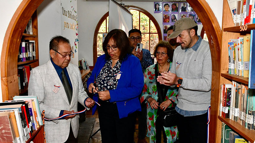 La biblioteca de La Calera inauguró salas temáticas con nombres de personas destacadas