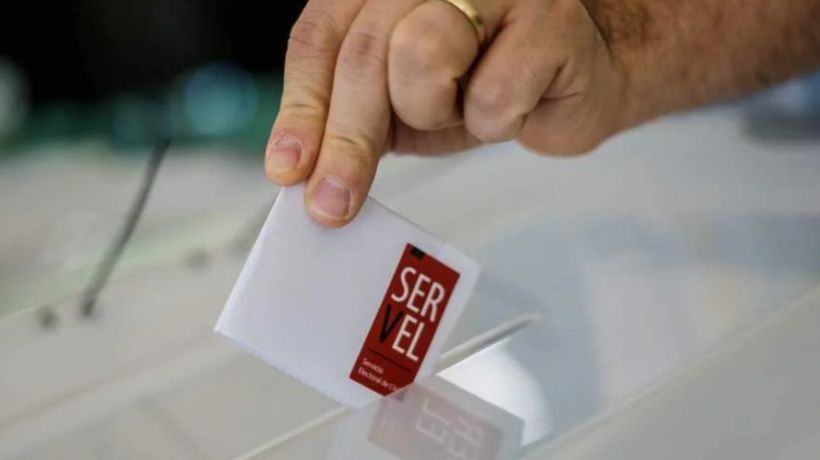 Servel solucionó casos de 230 habitantes de Lebu que fueron asignados para votar en Isla Mocha Servel solucionó casos de 230 habitantes de Lebu que fueron asignados para votar en Isla Mocha