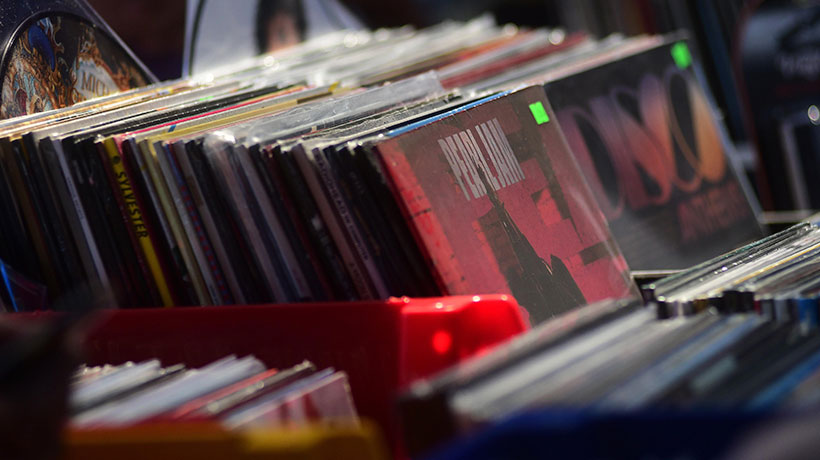 Los Andes: detienen a sujeto que robó más de medio millón de pesos en vinilos Los Andes: detienen a sujeto que robó más de medio millón de pesos en vinilos