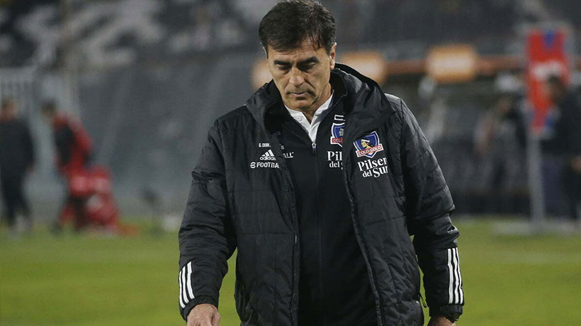Pato Yáñez advierte que Gustavo Quinteros “debe estar al borde de irse para la casa”