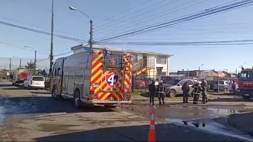 Evacuaron jardín infantil en Alerce Norte por fuga en cilindro de gas