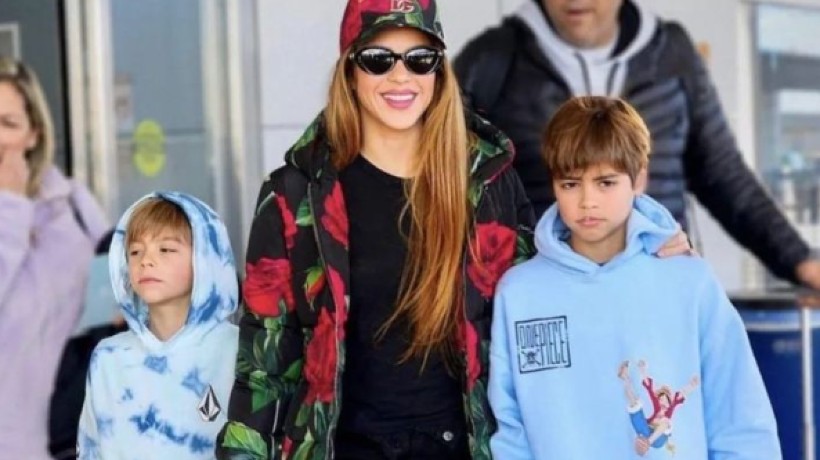 [VIDEO] Shakira lanzó la balada "Acróstico" dedicada a sus hijos, Milan