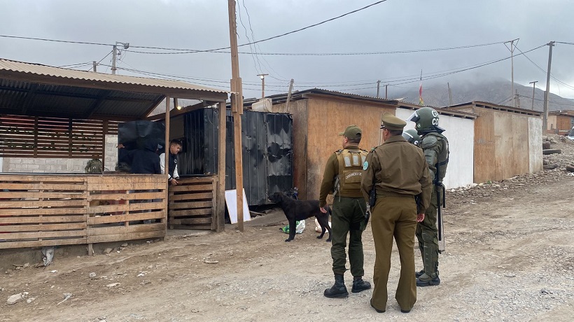 Retiran comercio clandestino de la toma Andacollo en Copiapó