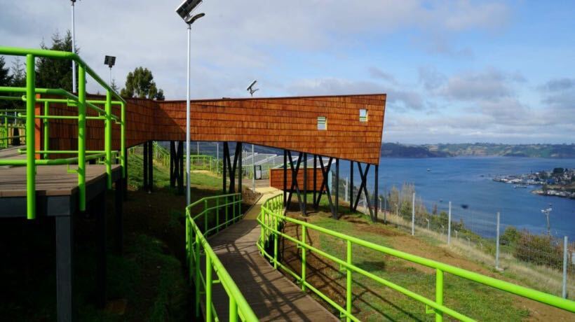 Finalizan obras en el mirador Ten Ten de Castro: inversión superó los 120 millones de pesos Finalizan obras en el mirador Ten Ten de Castro: inversión superó los 120 millones de pesos