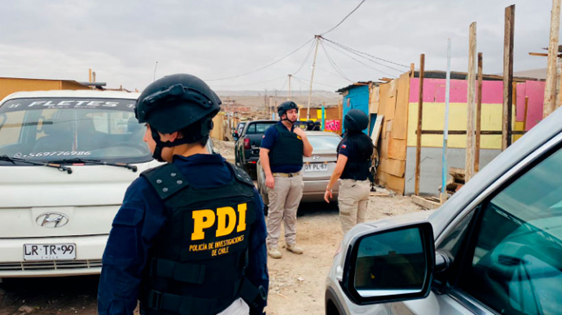 Tren de Aragua se busca rearmar en Arica: 200 efectivos, 31 allanamientos y 7 nuevos detenidos en Cerro Chuño Tren de Aragua se busca rearmar en Arica: 200 efectivos, 31 allanamientos y 7 nuevos detenidos en Cerro Chuño