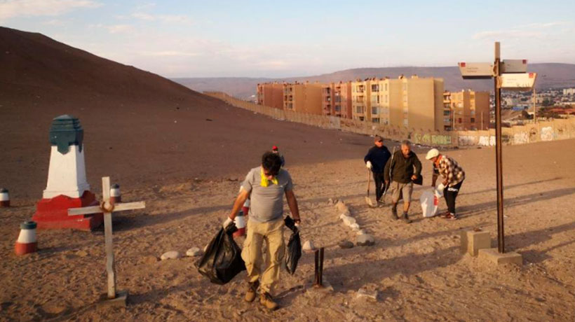 Agrupaciones patrimoniales limpiaron fuertes y sitios históricos de batallas en Arica: Encontraron basura, desechos humanos y restos de animales