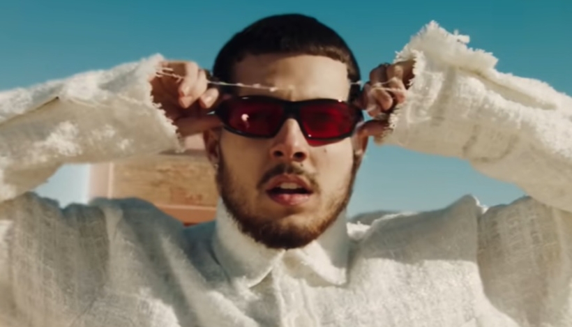 Javiielo llegó a Chile a promocionar su nuevo single