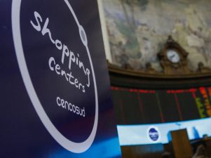 Cencosud saca sus acciones de Chile y traslada su control a Reino Unido