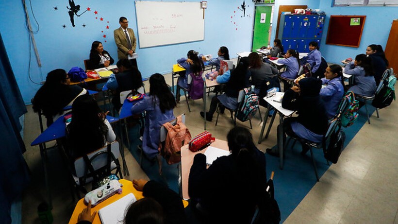 Suspenden clases en Los Ríos debido al intenso Sistema Frontal
