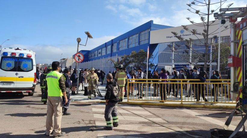 Más de mil estudiantes fueron evacuados por fuga de gas en colegio en Alto Hospicio
