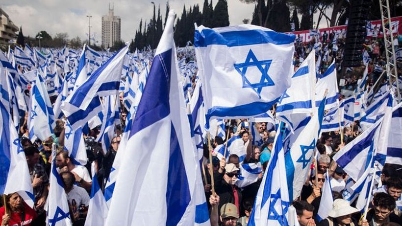 Aumentan las protestas en Israel por reforma judicial tras romperse diálogo de Gobierno y oposición