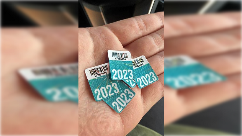 Choferes de micro acusan descarada venta de sellos falsificados para revalidar la Tarjeta Nacional Estudiantil