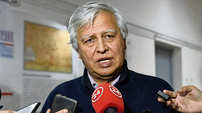 Senador Gastón Saavedra por crisis tras caso Fundaciones: “Acá hay un error garrafal del punto de vista táctico” Senador Gastón Saavedra por crisis tras caso Fundaciones: “Acá hay un error garrafal del punto de vista táctico”