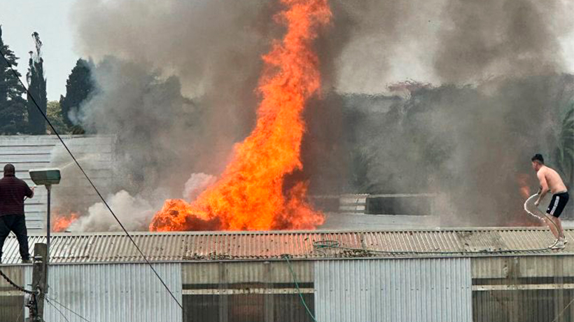 [VIDEO] Incendio estructural se registró en sector Santa Inés de Viña del Mar: dos viviendas resultadon afectadas