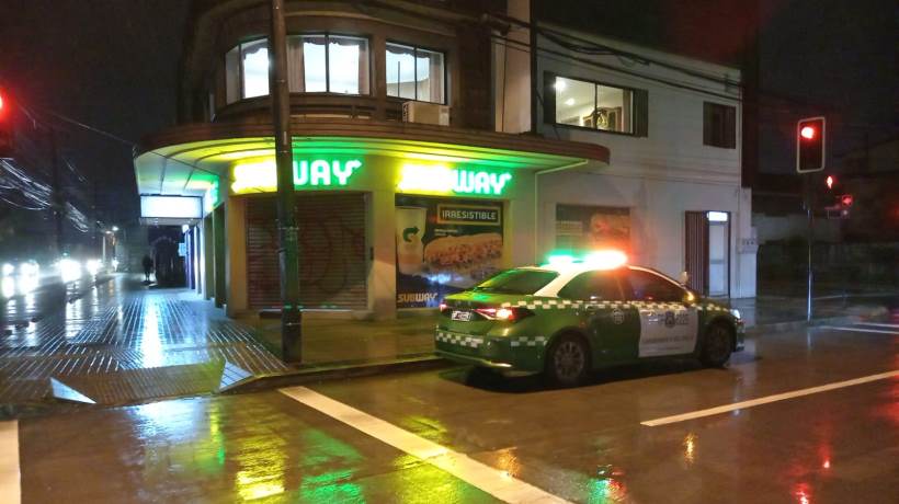 Roban tres locales Subway en Osorno en días seguidos: hay un detenido