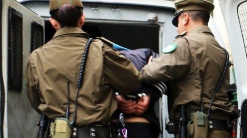 Había sido detenido 38 veces antes: Detienen a sujeto que intentó entrar a local para robar en Mariquina