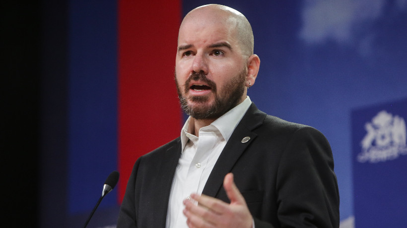 Impacto político y críticas cruzadas en Antofagasta por renuncia del ministro Giorgio Jackson