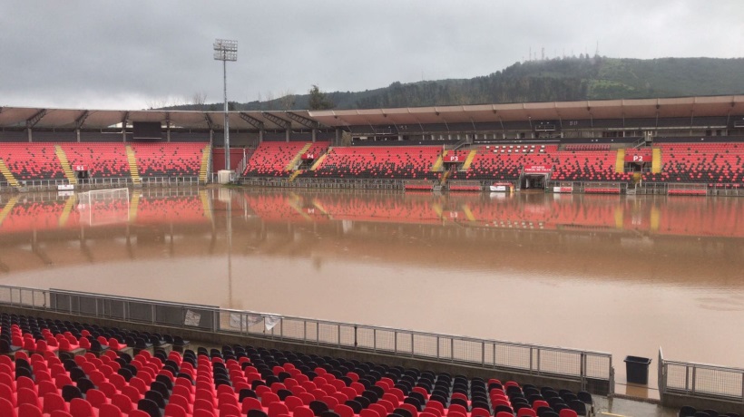 Fútbol: Rangers se verá obligado a jugar de local fuera de Talca por inundación del estadio Fiscal