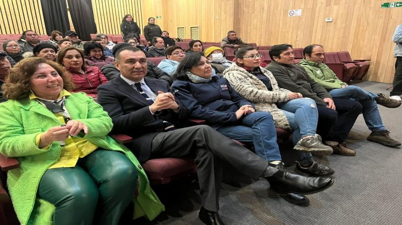 Entregaron 37 millones a beneficiarios del Programa de Desarrollo Territorial Indígena en Castro