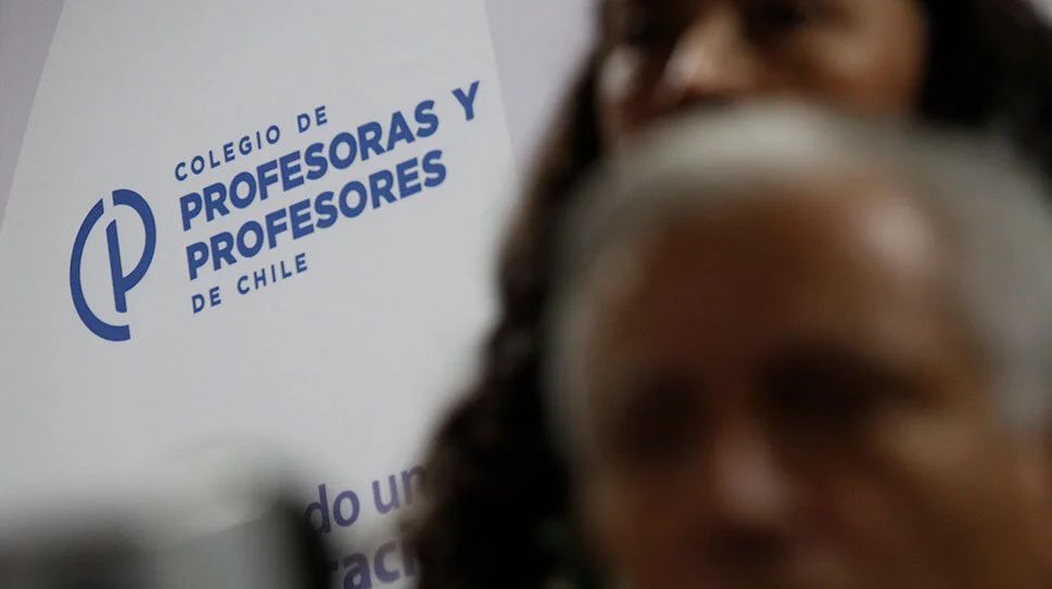 El 65% del profesorado de La Araucanía adhiere al paro nacional indefinido El 65% del profesorado de La Araucanía adhiere al paro nacional indefinido