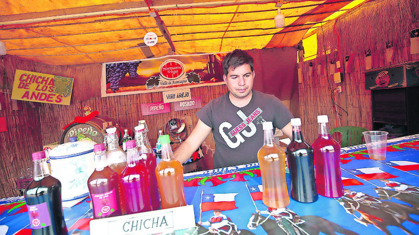 Chicheros en Antofagasta alistan tradicional feria para el 18 de septiembre