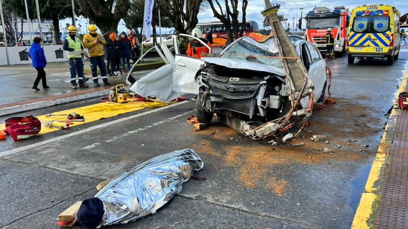 Con simulacro de choque fatal en Puerto Montt llamaron a la prevención de accidentes en Fiestas Patrias