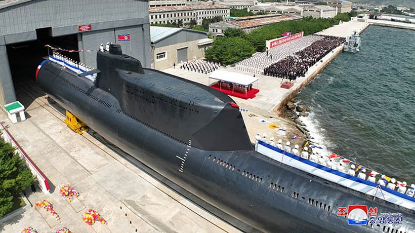 Corea del Norte presentó su nuevo submarino que podría lanzar misiles balísticos