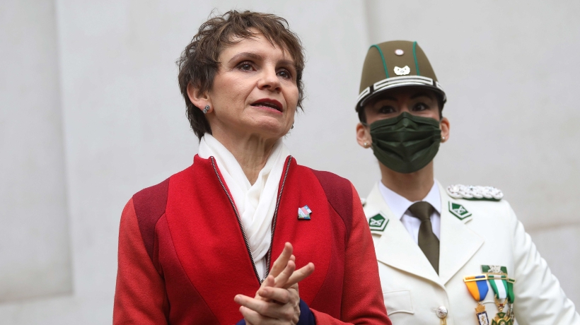 Tohá y declaración de la UDI sobre golpe de Estado: "Me duele y avergüenza que se retroceda en cosas tan fundamentales"