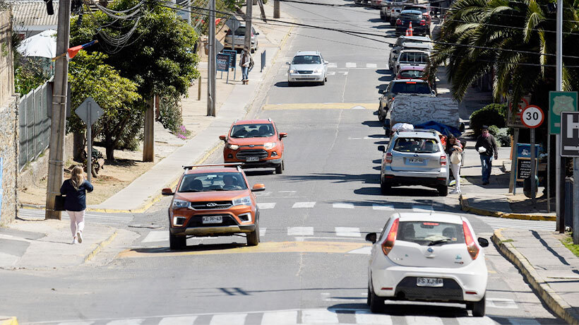 Estudio UDP: ley "Uber" bajaría hasta en un 92% la disponibilidad de viajes en la Región de Valparaíso