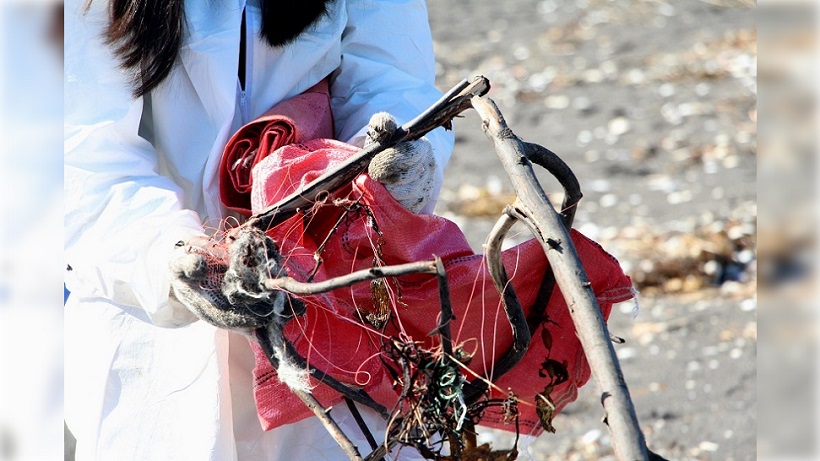 Retiraron más de una tonelada de basura desde playa altamente contaminada en Talcahuano