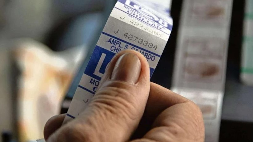 Debido al alza en el precio de combustibles, taxistas de Chillán no descartan subir sus tarifas
