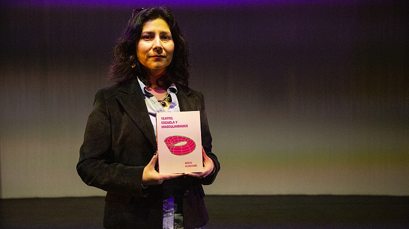 Autora presentará en Puerto Montt su nuevo libro "Teatro, escuela y masculinidades"