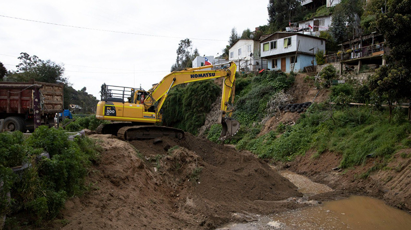Debido a las consecuencias del último sistema frontal y como forma de prevención: se mantienen trabajos de emergencia en Valparaíso
