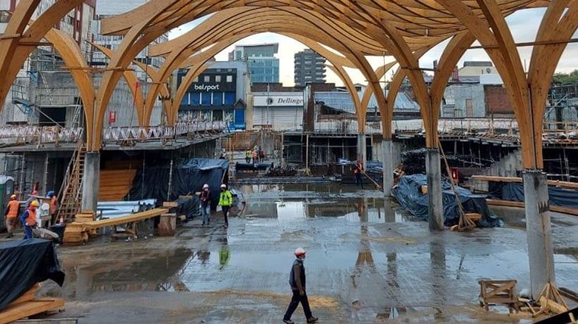 Alerta por posible insolvencia de la constructora a cargo del Mercado