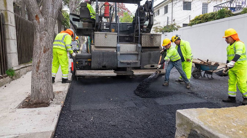 Un 70% de avance presentan las obras de mejoramiento de calzada en el cerro Castillo de Viña