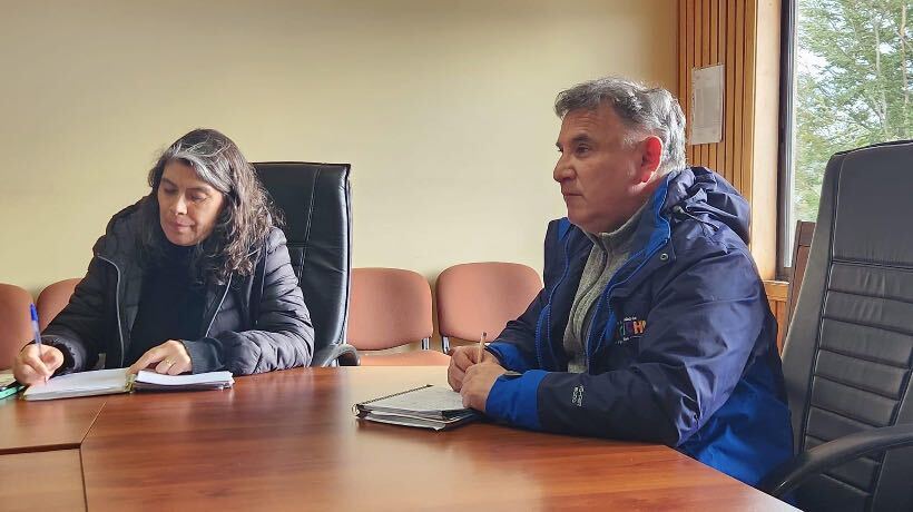 Autoridades de Chonchi se reúnen para potenciar la vida saludable en personas mayores de la comuna