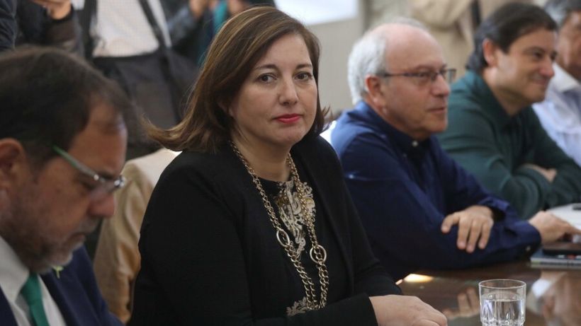 Presidenta del PS dijo esperar que "esta Ley de Presupuesto no sea tomada como rehén por parte de la derecha"