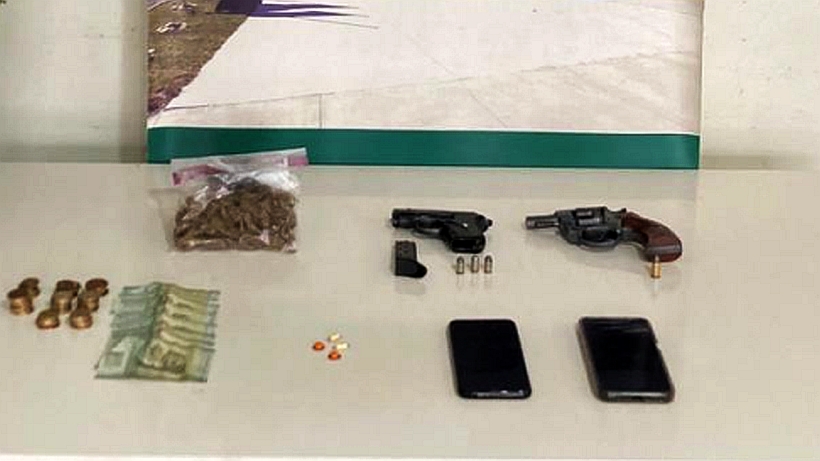 Por disparar en la vía pública fueron detenidos dos sujetos en Alerce Norte
