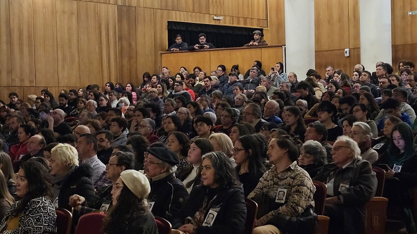 Lleno total tuvo estreno del documental "El Don Absoluto" que emocionó a los asistentes con la historia de Sebastián Acevedo