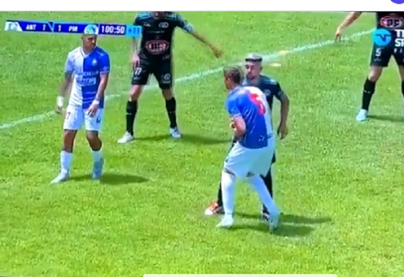 Sigue polémica: las agresiones que no cobró árbitro Piero Maza en partido de Deportes Antofagasta con Puerto Montt