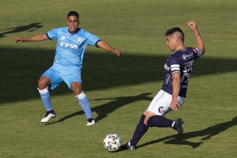 San Marcos de Arica dio vuelta partido y ganó 3-2 a Santa Cruz en el Estadio 'Carlos Dittborn'