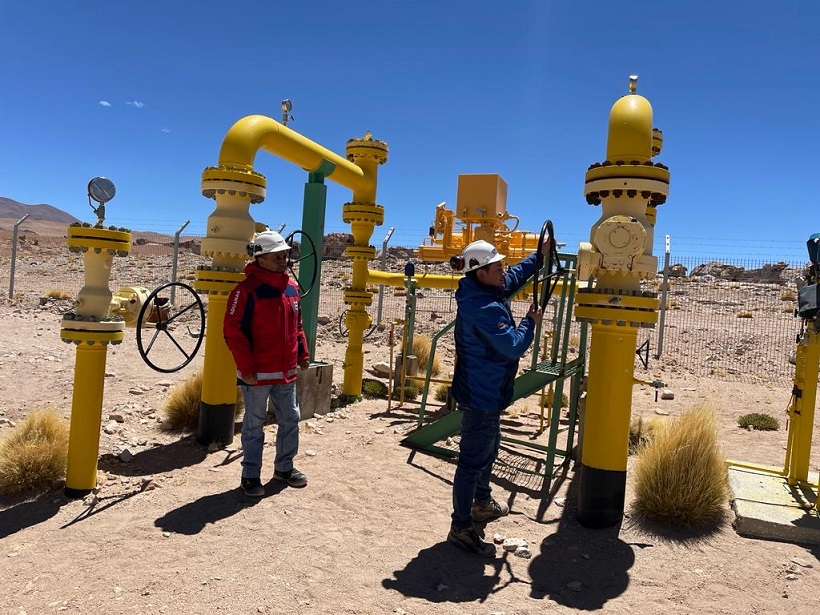 Por gasoducto que atraviesa Paso de Jama retoman envíos de gas natural desde Argentina después de 13 años