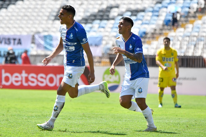 Cuatro partidos en simultáneo definen ascenso directo en la Primera 'B': CDA juega en Arica