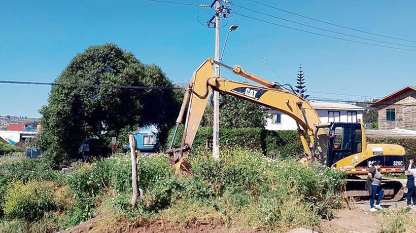 Vecinos acusan que limpieza del estero El Sauce “provocó un enorme daño ambiental”