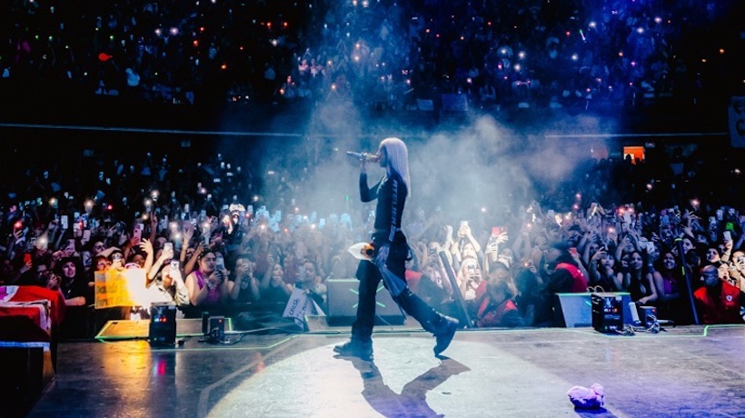 Young Miko hizo vibrar al Caupolicán en su primera presentación en solitario en Chile