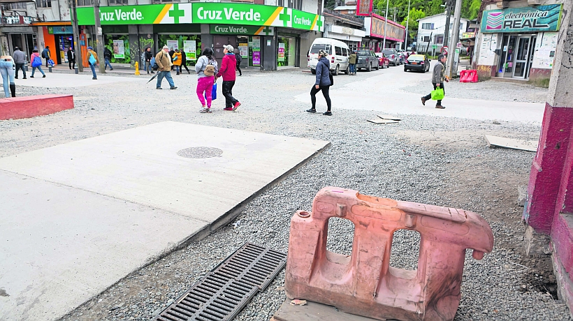 Municipalidad de Puerto Montt presentó revaluación para retomar obras de calle Varas